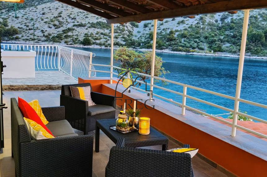 Croatia, Middle Dalmatia,  - House, for sale