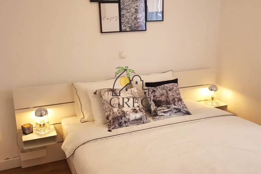 Croatia, Middle Dalmatia,  - House, for sale