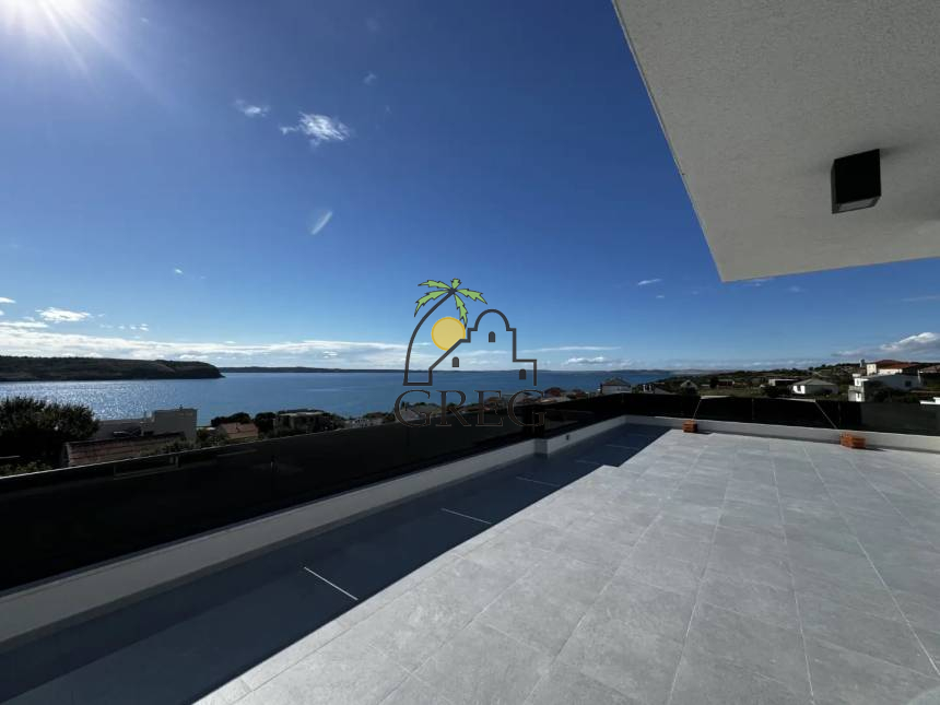 Croatia, North Dalmatia,  - House, for sale