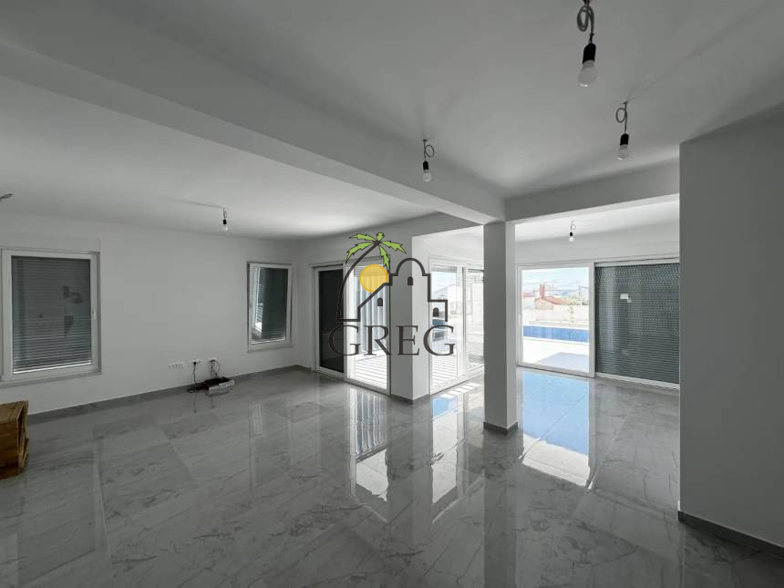 Croatia, North Dalmatia,  - House, for sale