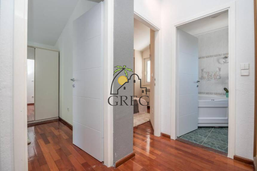 Chorwacja, Wyspa Ciovo,  - Dom, na sprzedaż