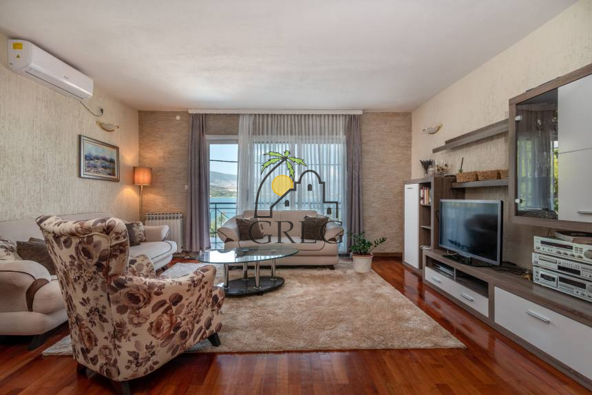 Chorwacja, Wyspa Ciovo,  - Dom, na sprzedaż