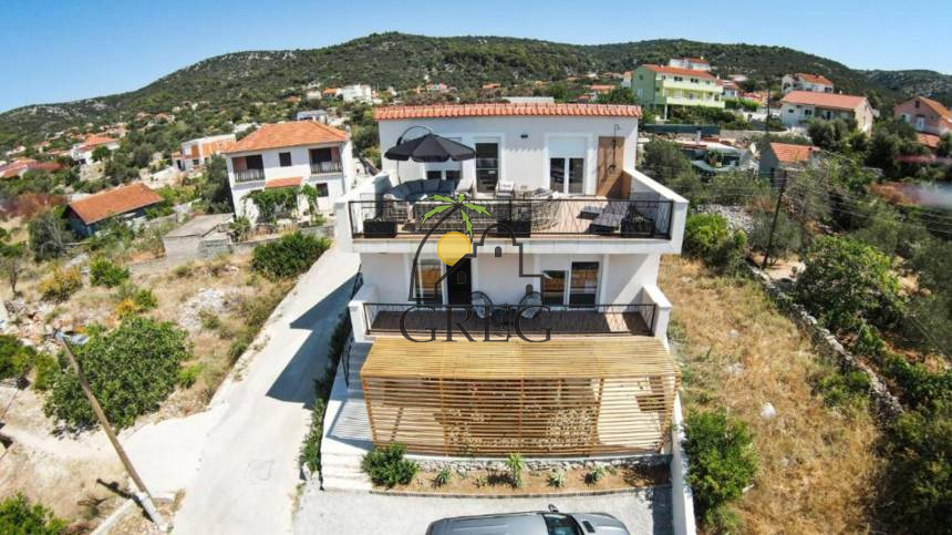 Chorwacja, Wyspa Ciovo,  - Dom, na sprzedaż