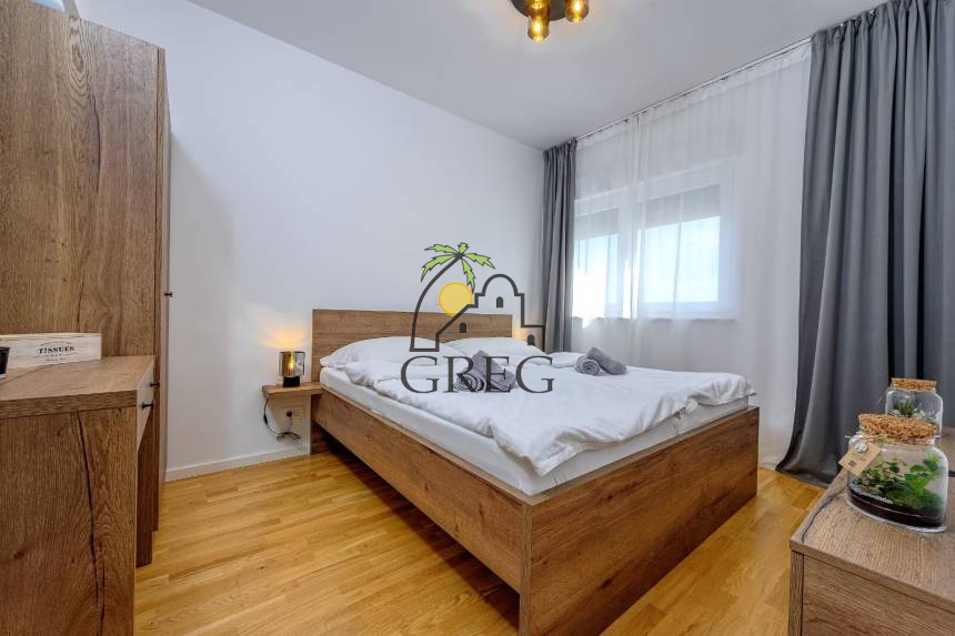 Croatia, Middle Dalmatia, Trogir - Apartment, for sale