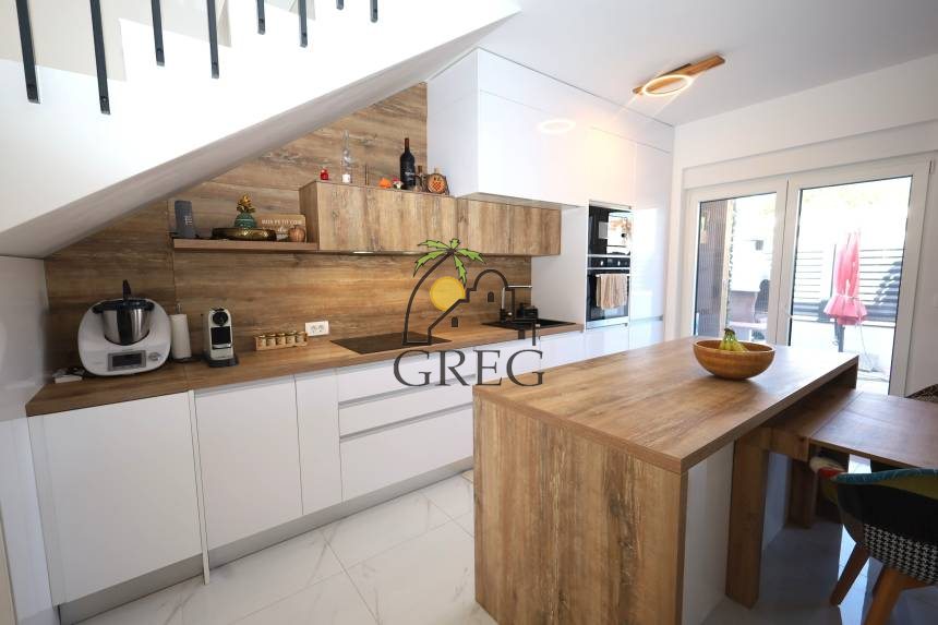 Chorwacja, Dalmacja Północna, Vodice - Bliźniak, na sprzedaż