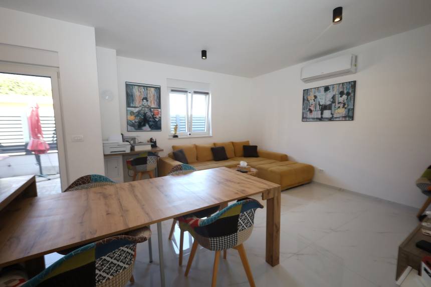 Chorwacja, Dalmacja Północna, Vodice - Bliźniak, na sprzedaż