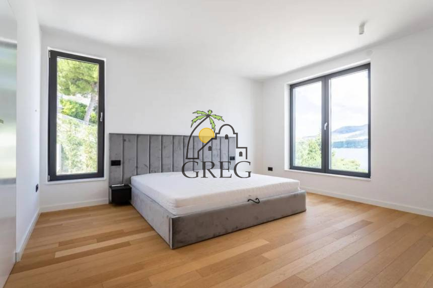 Chorwacja, Wyspa Ciovo,  - Dom, na sprzedaż