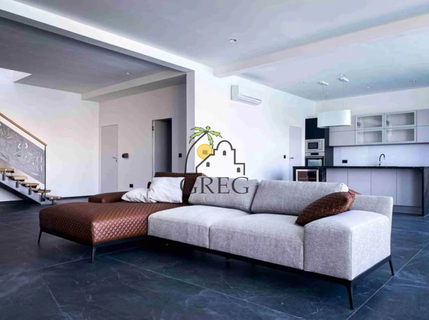 Croatia, Island of Ciovo,  - House, for sale