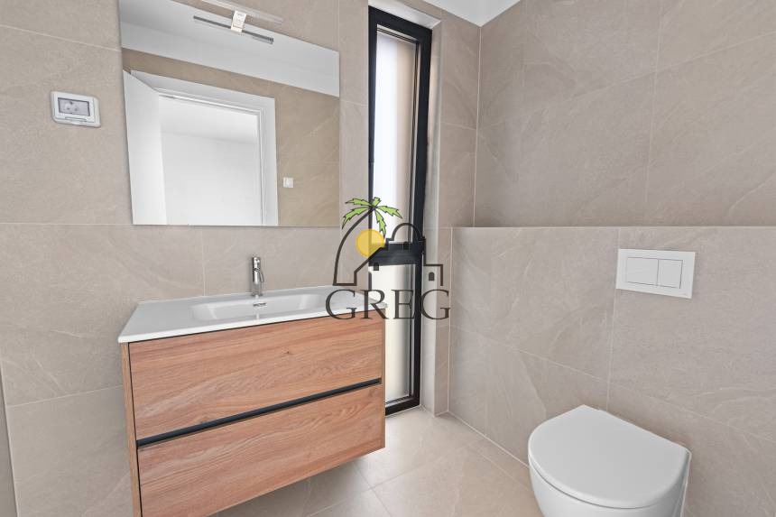 Croatia, Istria Peninsula, Novigrad - Apartment, for sale