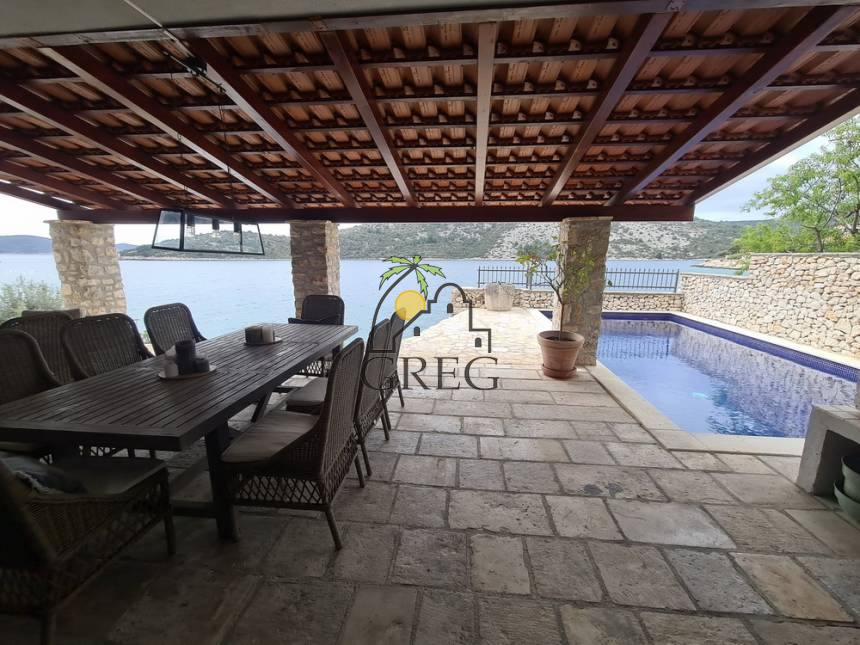 Chorwacja, Dalmacja Środkowa,  - Dom kamienny, na sprzedaż