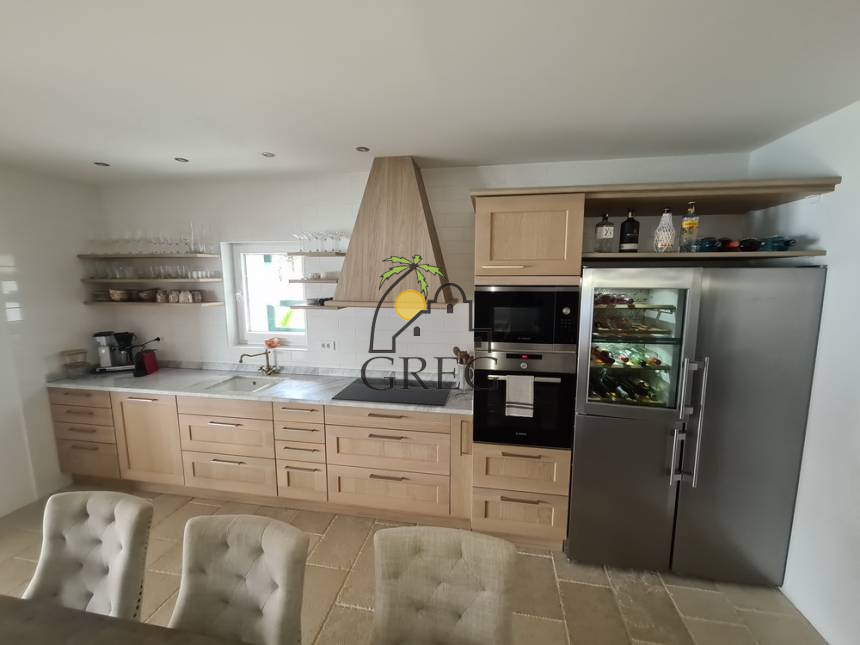 Chorwacja, Dalmacja Środkowa,  - Dom kamienny, na sprzedaż