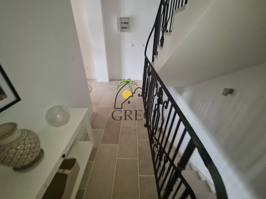 Chorwacja, Dalmacja Środkowa,  - Dom kamienny, na sprzedaż