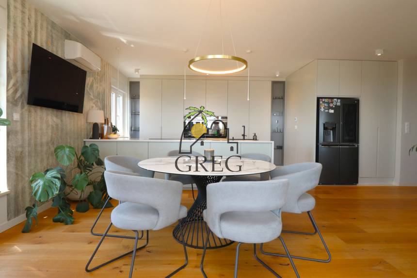 Chorwacja, Dalmacja Północna, Vodice - Apartamentowiec, na sprzedaż