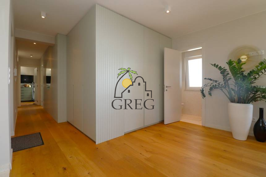 Chorwacja, Dalmacja Północna, Vodice - Apartamentowiec, na sprzedaż