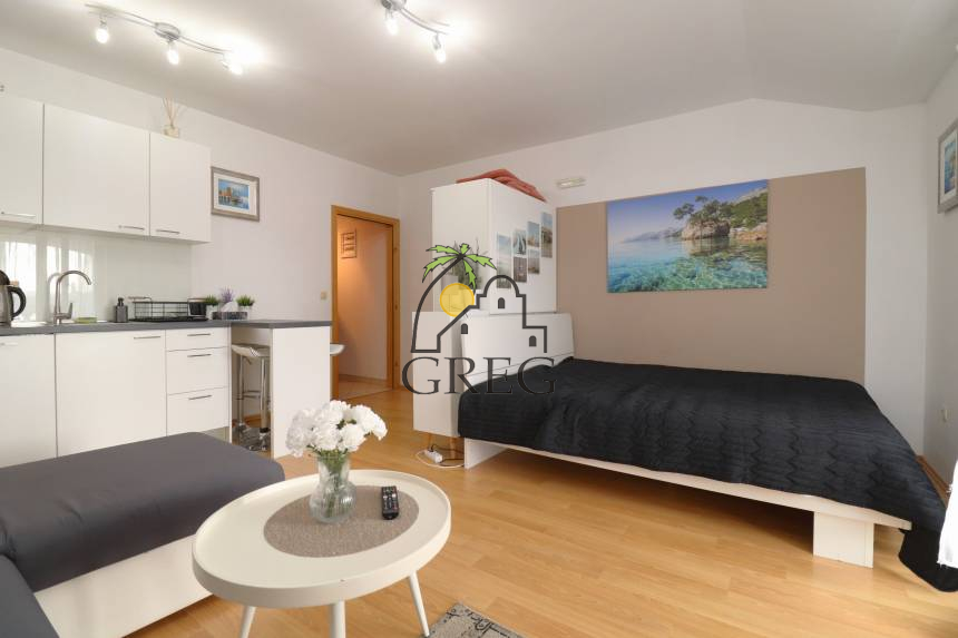 Croatia, North Dalmatia, Srima - Apartment, for sale