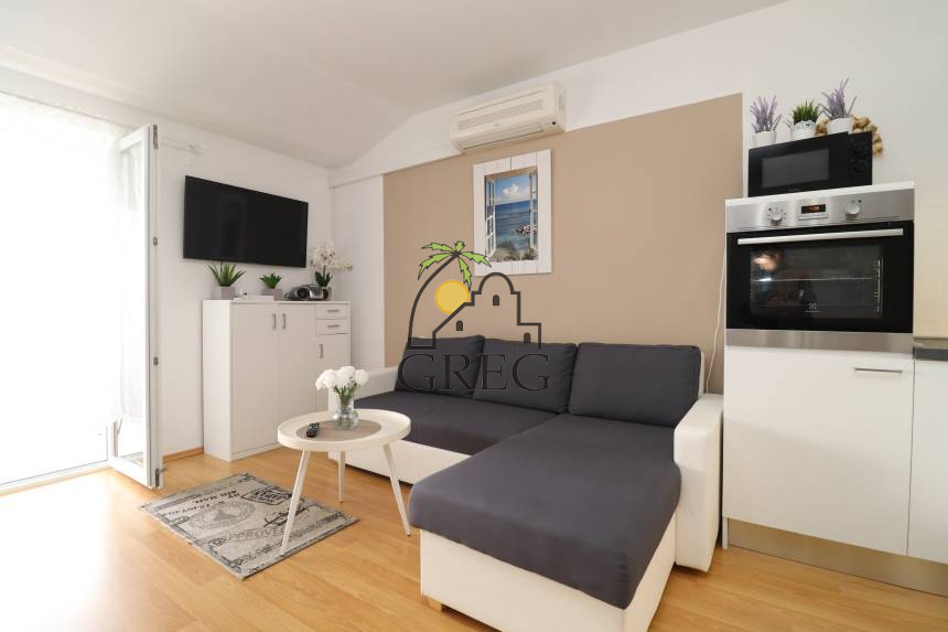 Croatia, North Dalmatia, Srima - Apartment, for sale