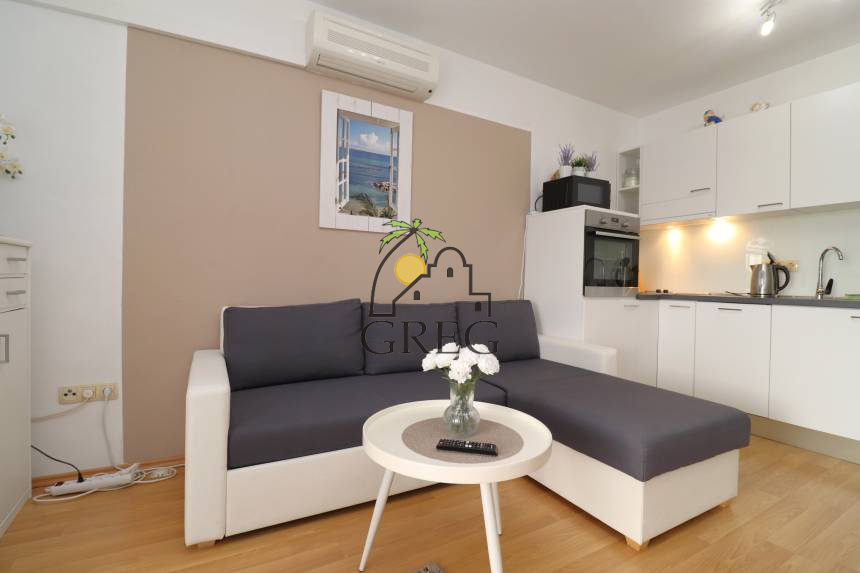 Croatia, North Dalmatia, Srima - Apartment, for sale