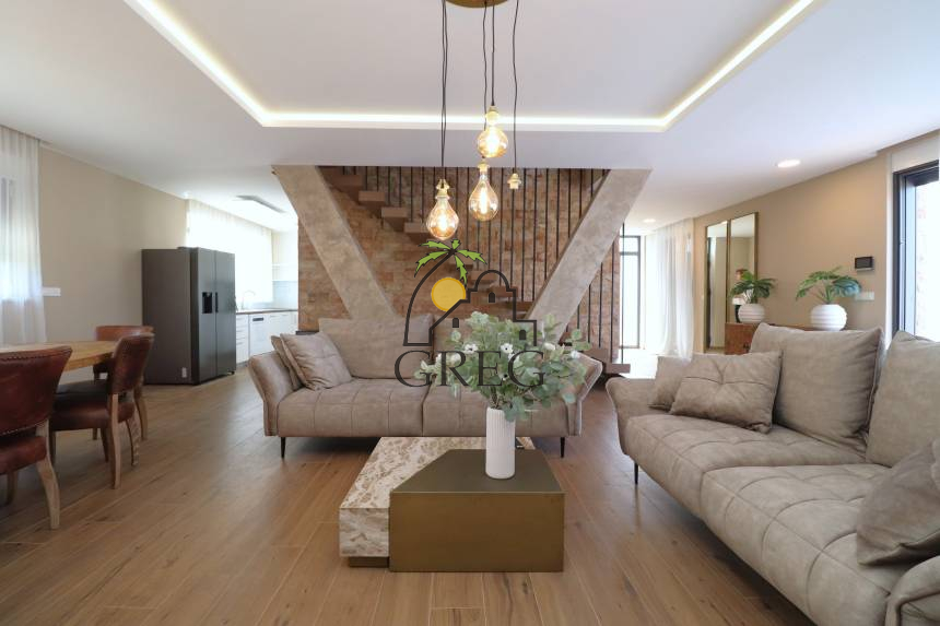 Chorwacja, Dalmacja Północna, Vodice - Dom, na sprzedaż