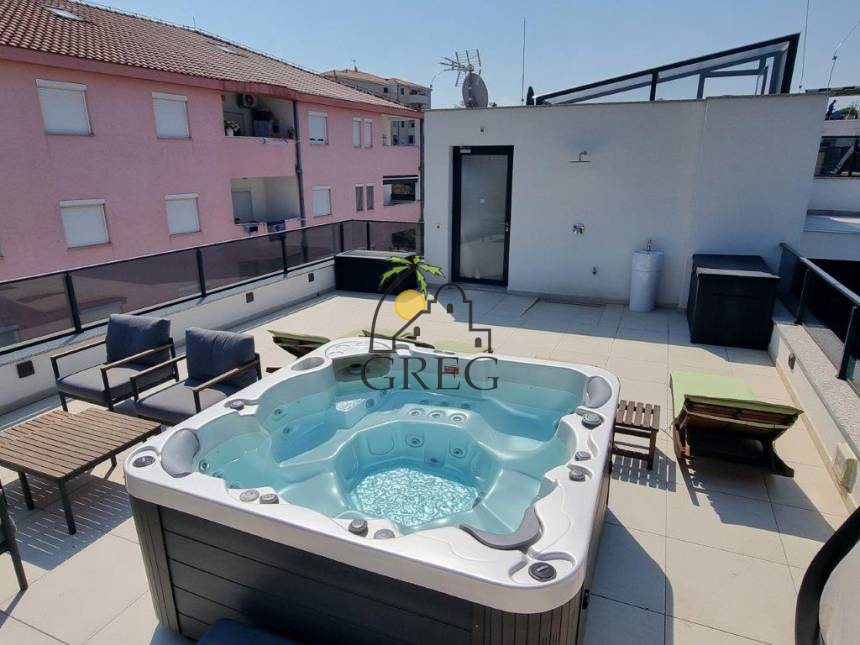 Croatia, Island of Ciovo,  - Apartment, for sale