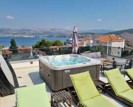 Croatia, Island of Ciovo,  - Apartment, for sale