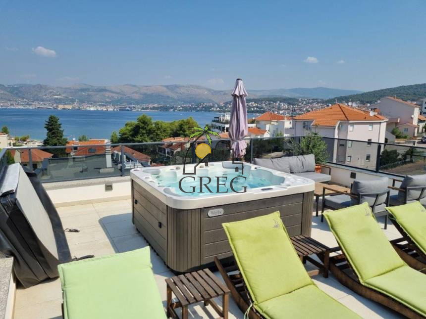 Croatia, Island of Ciovo,  - Apartment, for sale