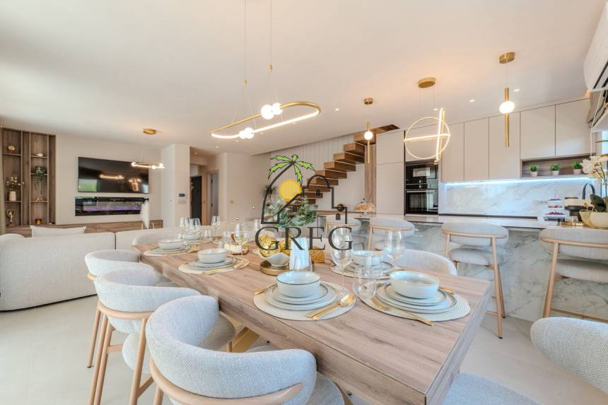 Croatia, North Dalmatia, Privlaka - House, for sale