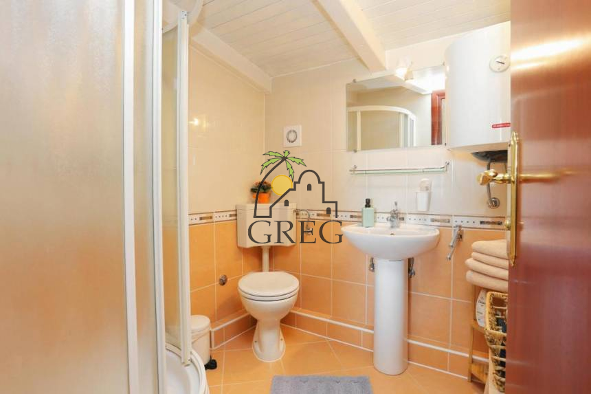 Chorwacja, Wyspa Ciovo,  - Dom kamienny, na sprzedaż