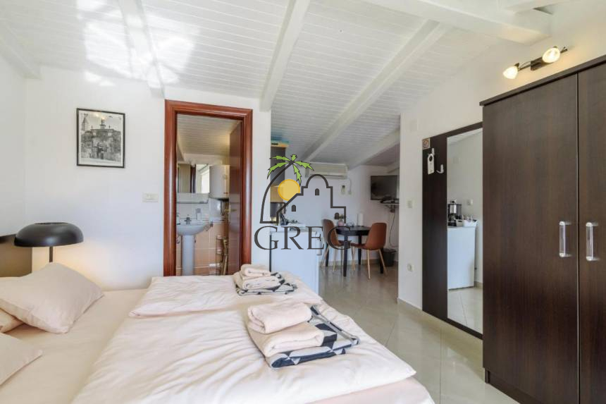 Chorwacja, Wyspa Ciovo,  - Dom kamienny, na sprzedaż