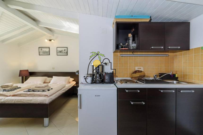 Chorwacja, Wyspa Ciovo,  - Dom kamienny, na sprzedaż