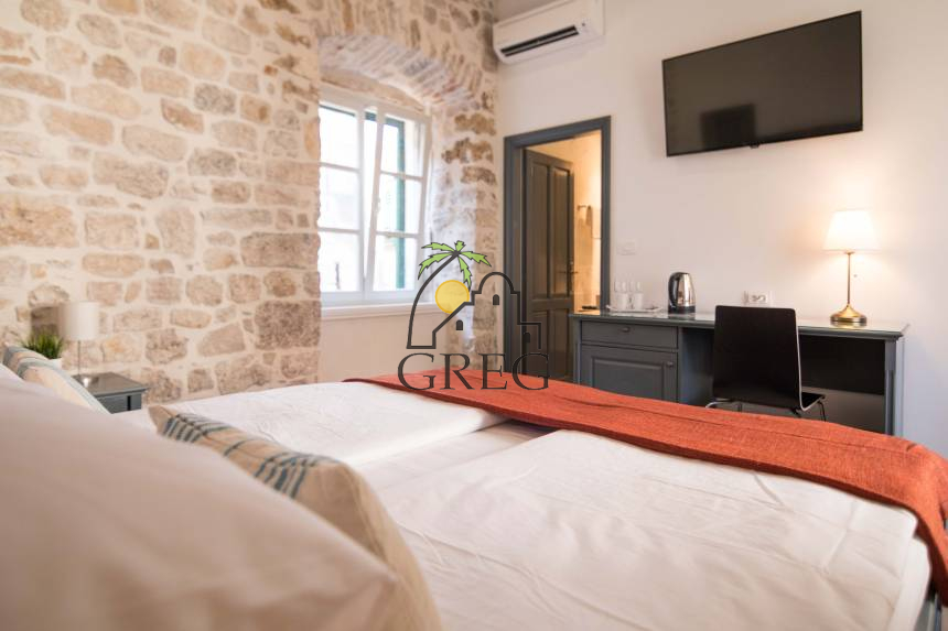 Croatia, North Dalmatia, Šibenik  - Apartment, for sale