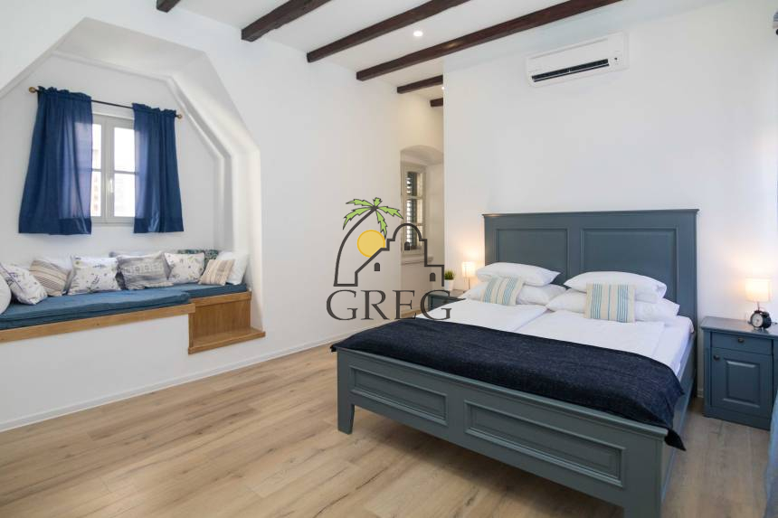 Croatia, North Dalmatia, Šibenik  - Apartment, for sale