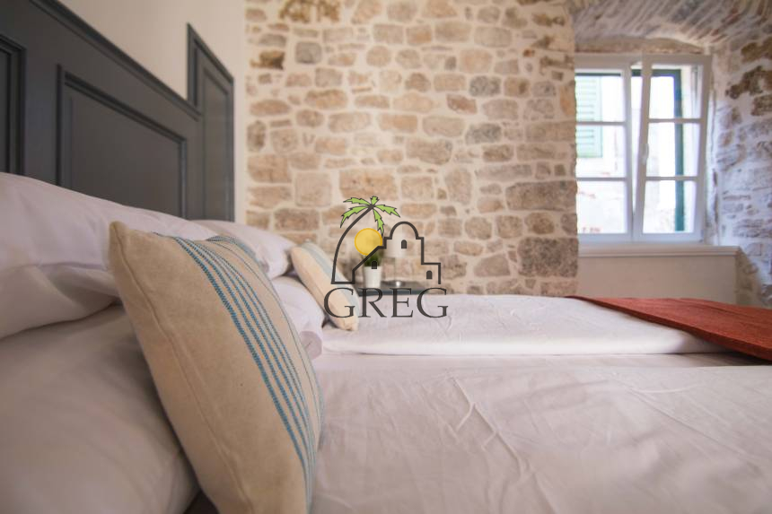 Croatia, North Dalmatia, Šibenik  - Apartment, for sale