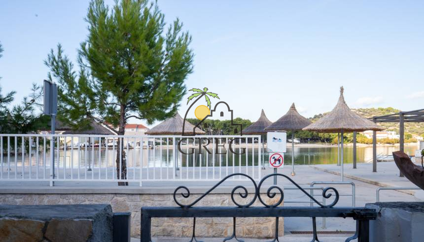 Chorwacja, Wyspa Murter,  - Bliźniak, na sprzedaż