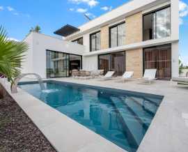 Croatia, North Dalmatia, Tribunj - Semi-detached house, for sale