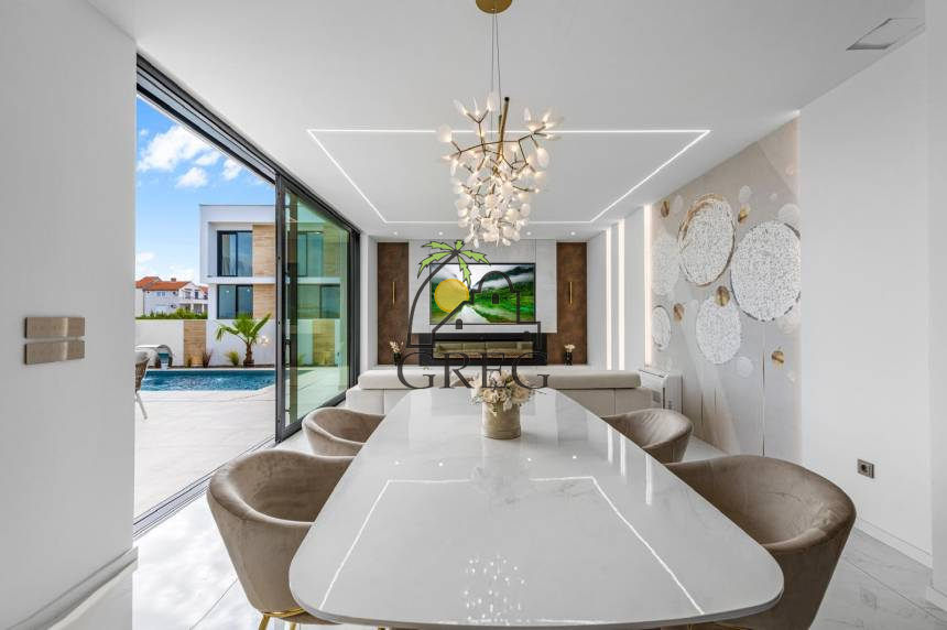 Croatia, North Dalmatia, Tribunj - Semi-detached house, for sale