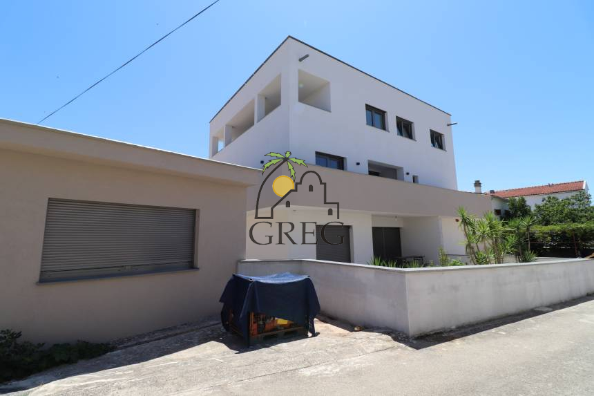 Croatia, North Dalmatia, Vodice - Apartment, for sale