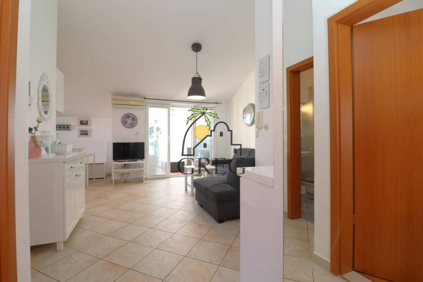 Croatia, North Dalmatia, Srima - Apartment, for sale