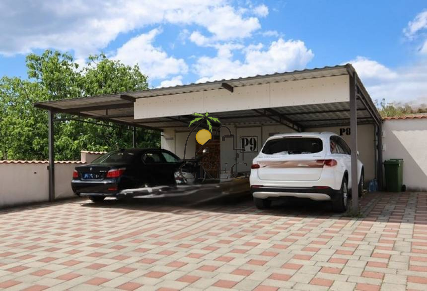 Croatia, North Dalmatia, Vodice - Apartment, for sale