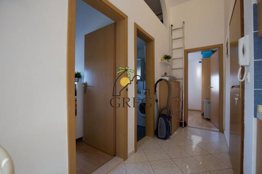 Croatia, North Dalmatia, Petrcane - Apartment, for sale