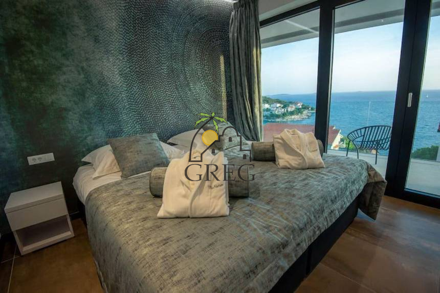 Croatia, North Dalmatia,  - House, for sale