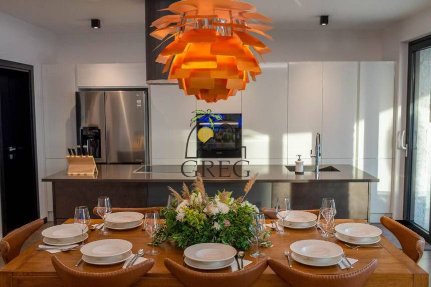 Croatia, North Dalmatia,  - House, for sale