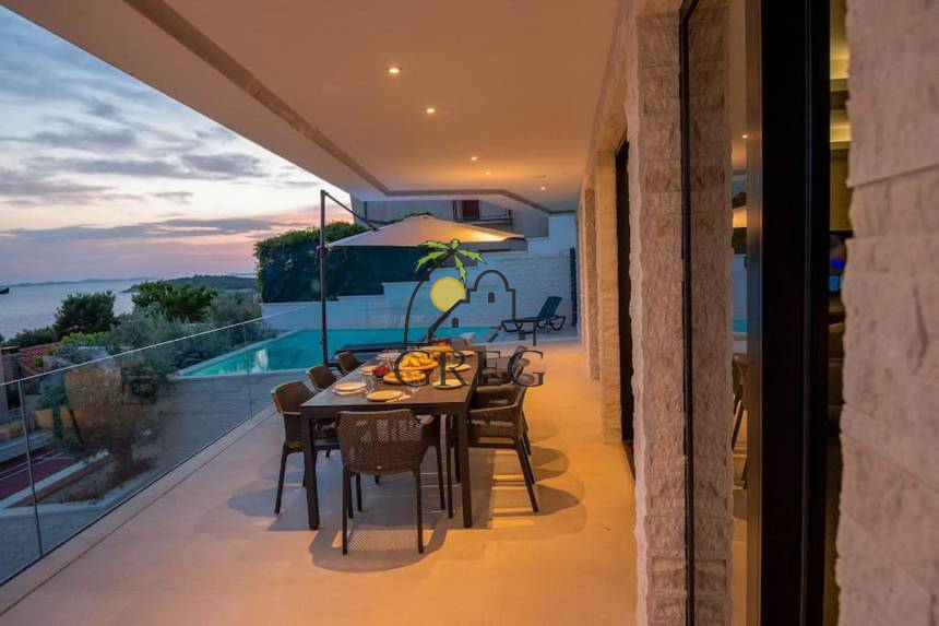 Croatia, North Dalmatia,  - House, for sale