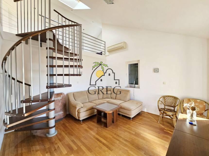 Croatia, North Dalmatia, Podsolarsko - Apartment, for sale