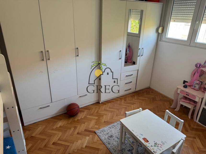 Croatia, North Dalmatia, Šibenik  - Apartment, for sale