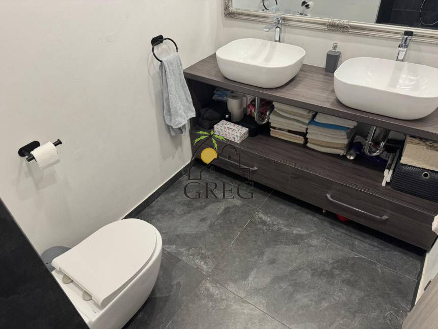 Croatia, North Dalmatia, Šibenik  - Apartment, for sale