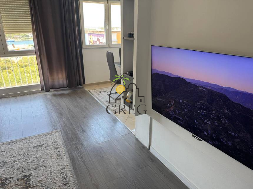 Croatia, North Dalmatia, Šibenik  - Apartment, for sale