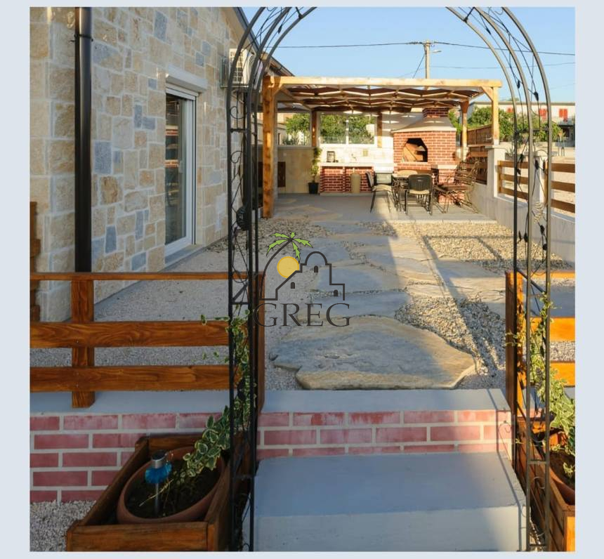 Croatia, North Dalmatia, Karin - House, for sale