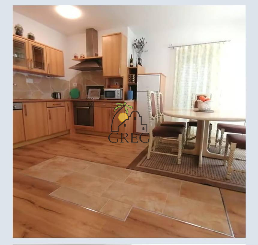 Croatia, North Dalmatia, Karin - House, for sale