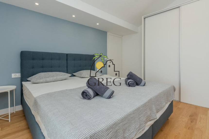 Chorwacja, Dalmacja Północna,  - Szeregowiec, na sprzedaż