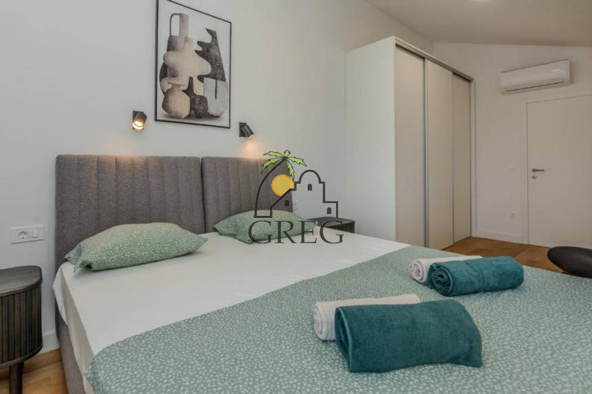 Chorwacja, Dalmacja Północna,  - Szeregowiec, na sprzedaż